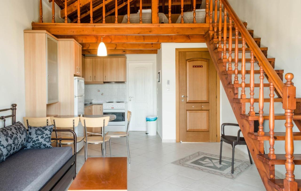 Irides Apartments Megalochori  Kültér fotó