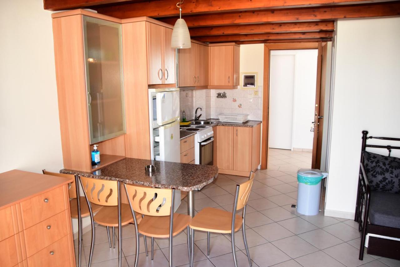 Irides Apartments Megalochori  Kültér fotó