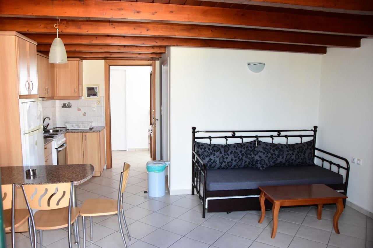 Irides Apartments Megalochori  Kültér fotó